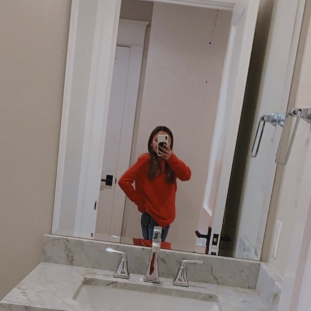 Meet your Posher, Lucy